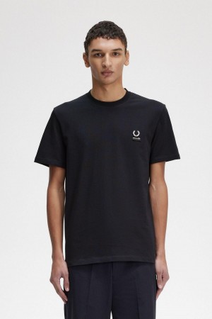 Black Fred Perry Enamel Pin Men's T Shirts | SGJBT45281