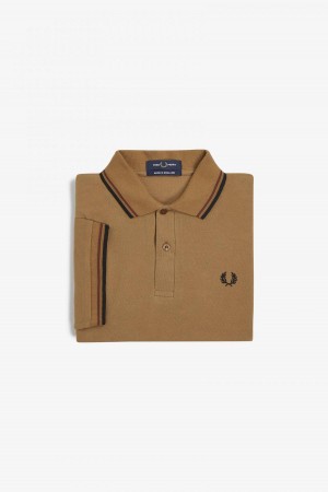 Dark Caramel / Whisky Brown / Black Fred Perry M12 Men's Fred Perry Shirt | PSGER30236