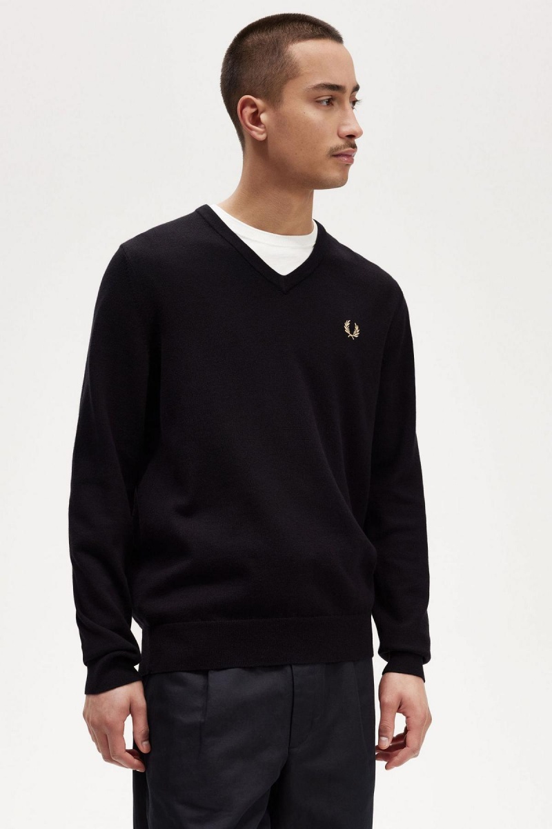 Black Fred Perry Classic V-Neck Jumper Men's Knitwear | QSGWA73326