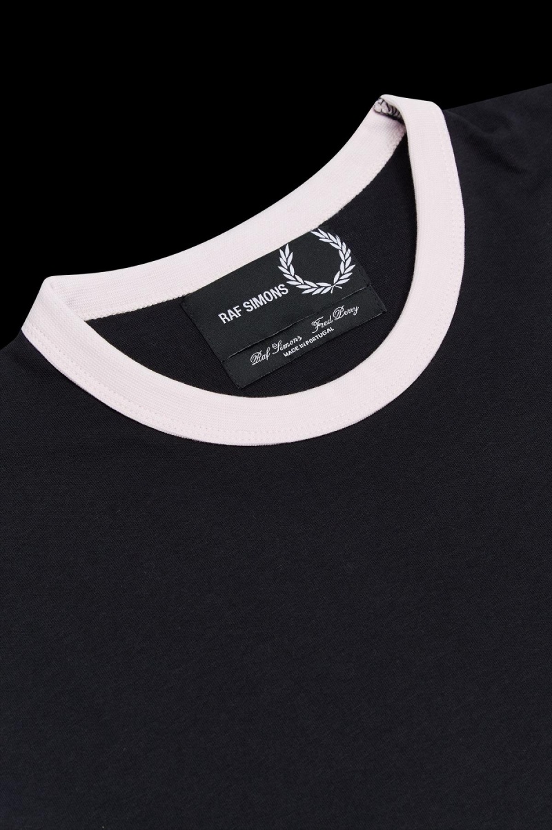 Black Fred Perry Contrast Trim Men's T Shirts | SGCIF18395