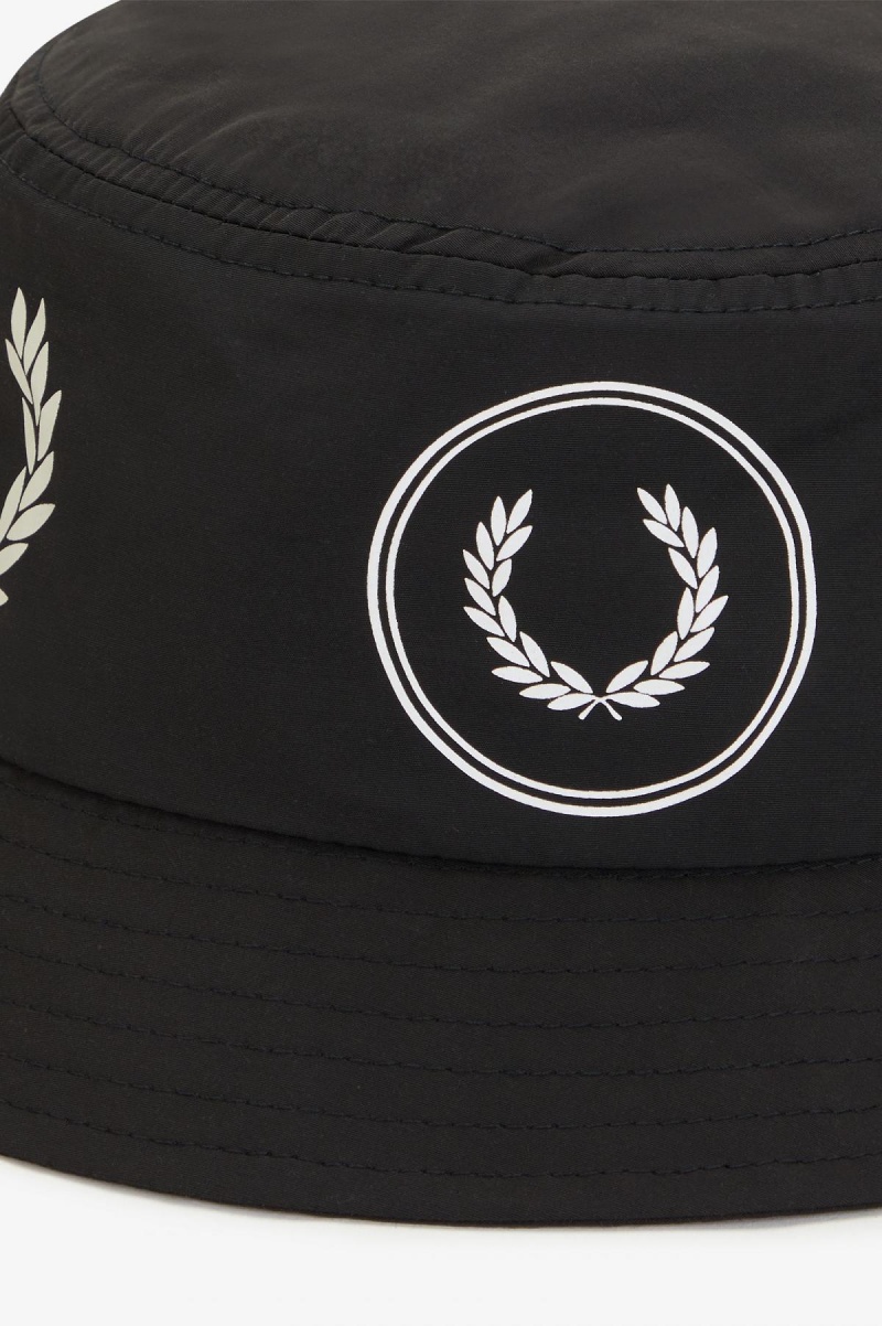 Black Fred Perry Graphic Branding Bucket Accessories Hat | ESGVG59947