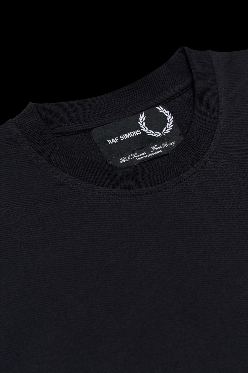 Black Fred Perry Laurel Wreath Detail Men's T Shirts | SGDYB74076