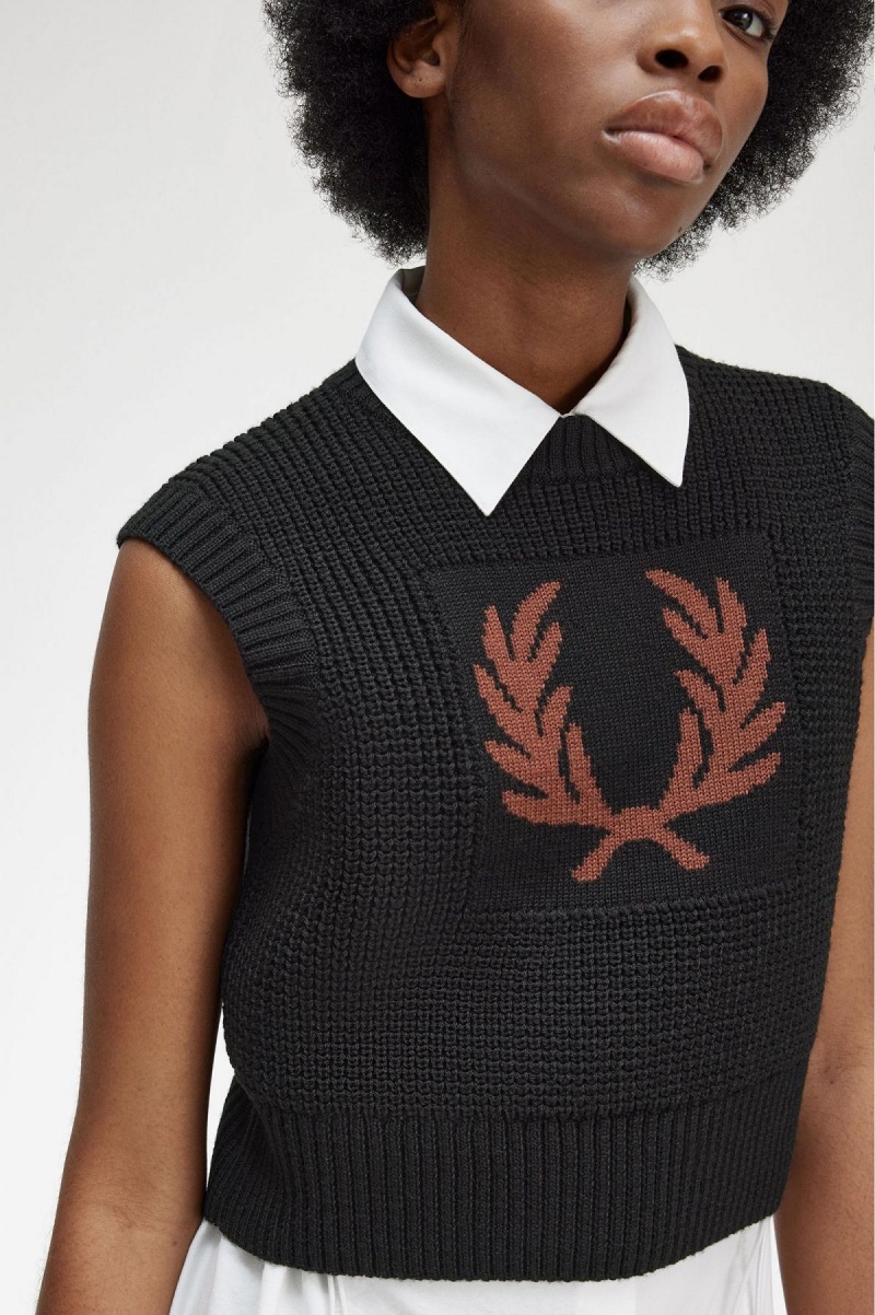 Black Fred Perry Laurel Wreath Knitted Tank Women's Knitwear | SGEAH32422