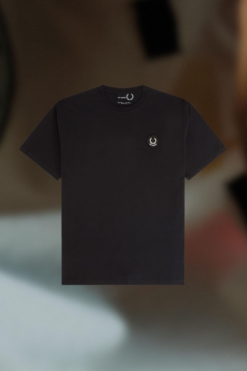 Black Fred Perry Oversized Printed Men's T Shirts | ZSGMJ56812