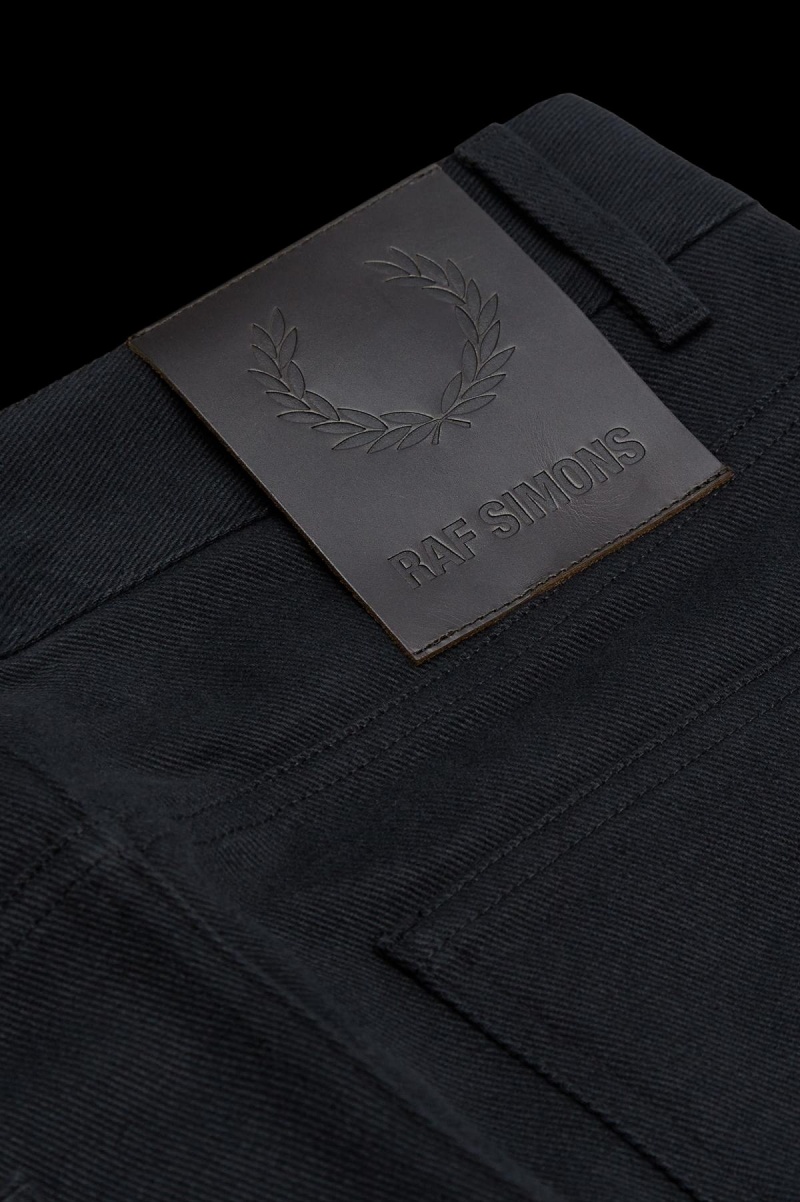 Black Fred Perry Patch Detail Denim Trousers Men's Trousers | USGND15206