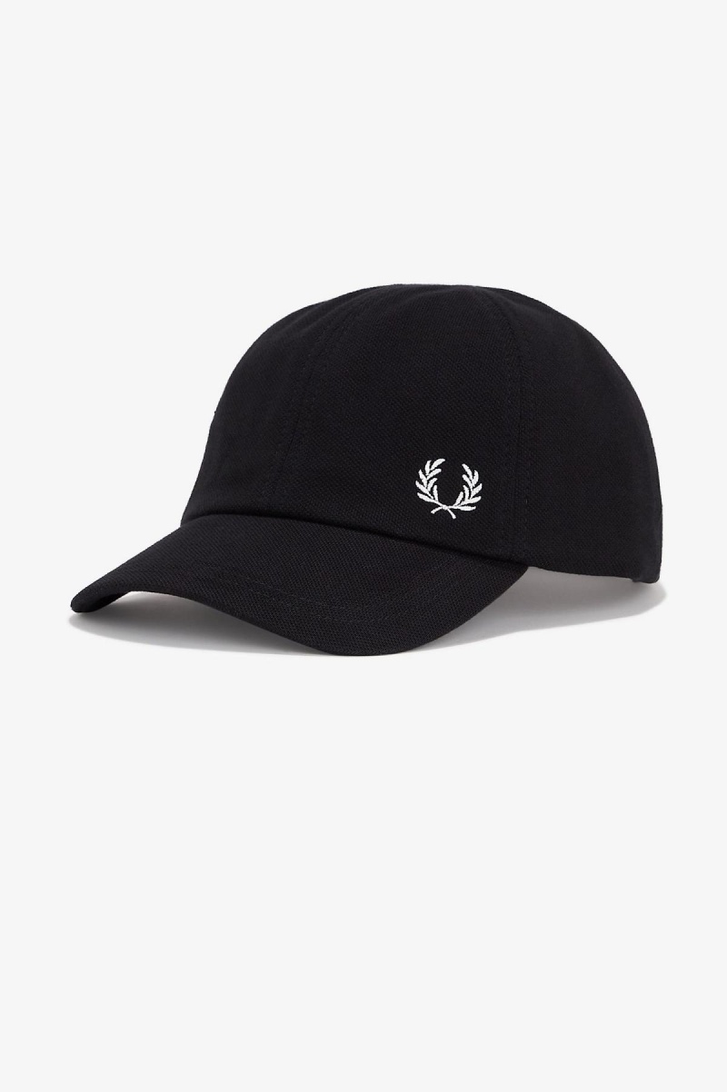 Black / Snow White Fred Perry Classic Piqué Accessories Cap | SGIIZ66086