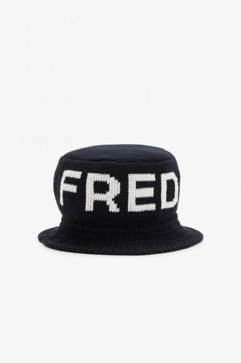 Black / Snow White Fred Perry Knitted Bucket Accessories Hat | PSGQX88070