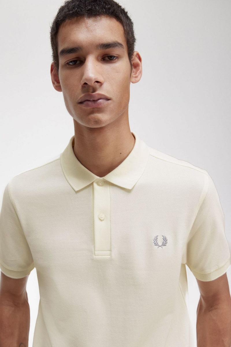 Ecru / Limestone Fred Perry M6000 Men's Fred Perry Shirt | SGJBT63364