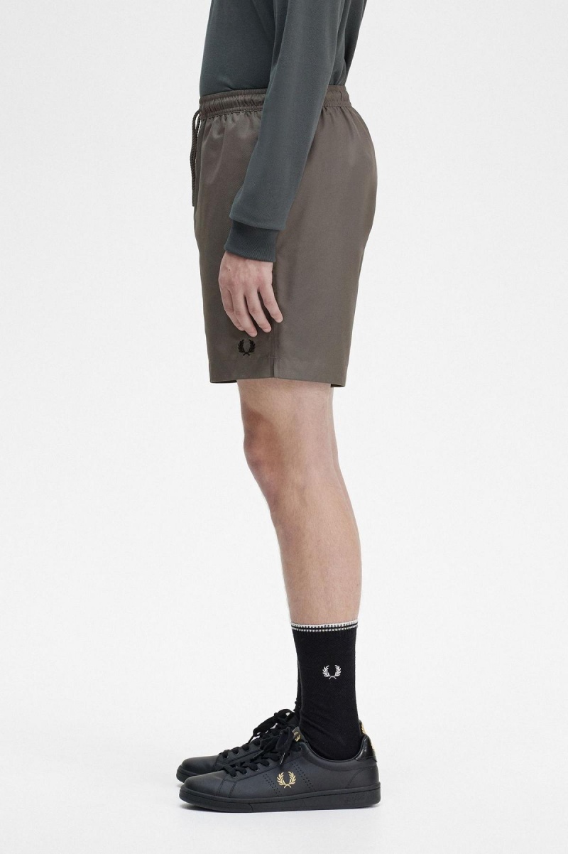 Field Green Fred Perry Classic Men's Shorts | DSGVO17761