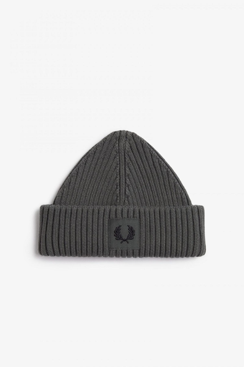 Field Green / Black Fred Perry Branded Patch Ribbed Accessories Beanie | QSGWA76670