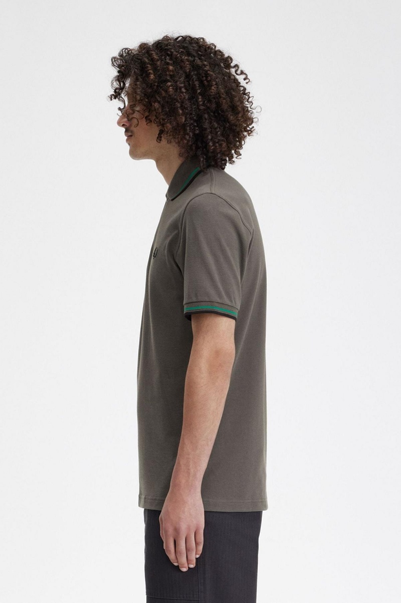 Field Green / Fred Perry Green / Black Fred Perry M12 Men's Polo Shirts | SGNEJ90560