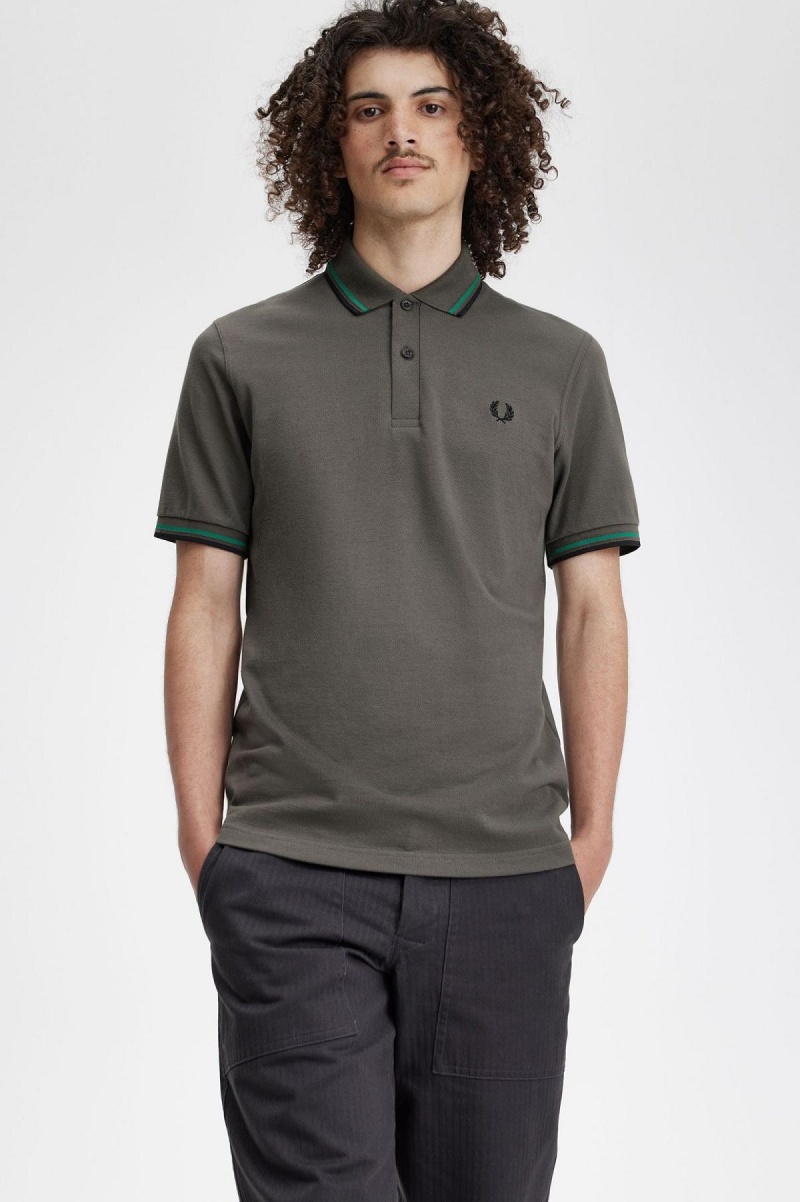 Field Green / Fred Perry Green / Black Fred Perry M12 Men's Polo Shirts | SGNEJ90560