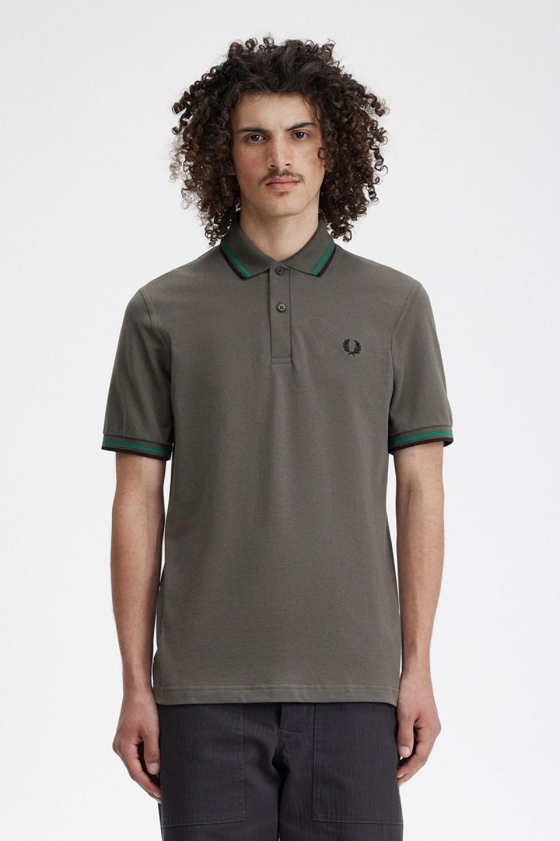 Field Green / Fred Perry Green / Black Fred Perry M12 Men\'s Polo Shirts | SGNEJ90560