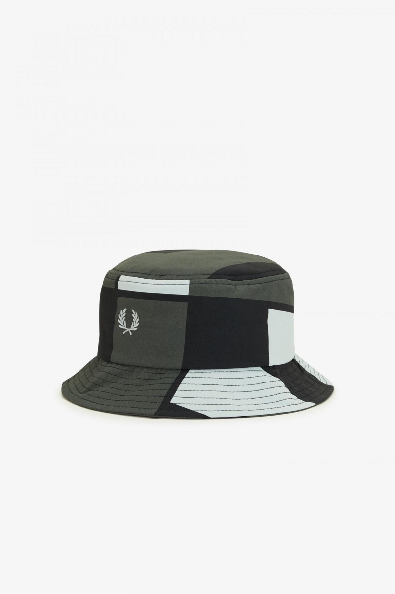 Light Ice / Field Green / Black Fred Perry Pixel Print Bucket Accessories Hat | LSGTR96822