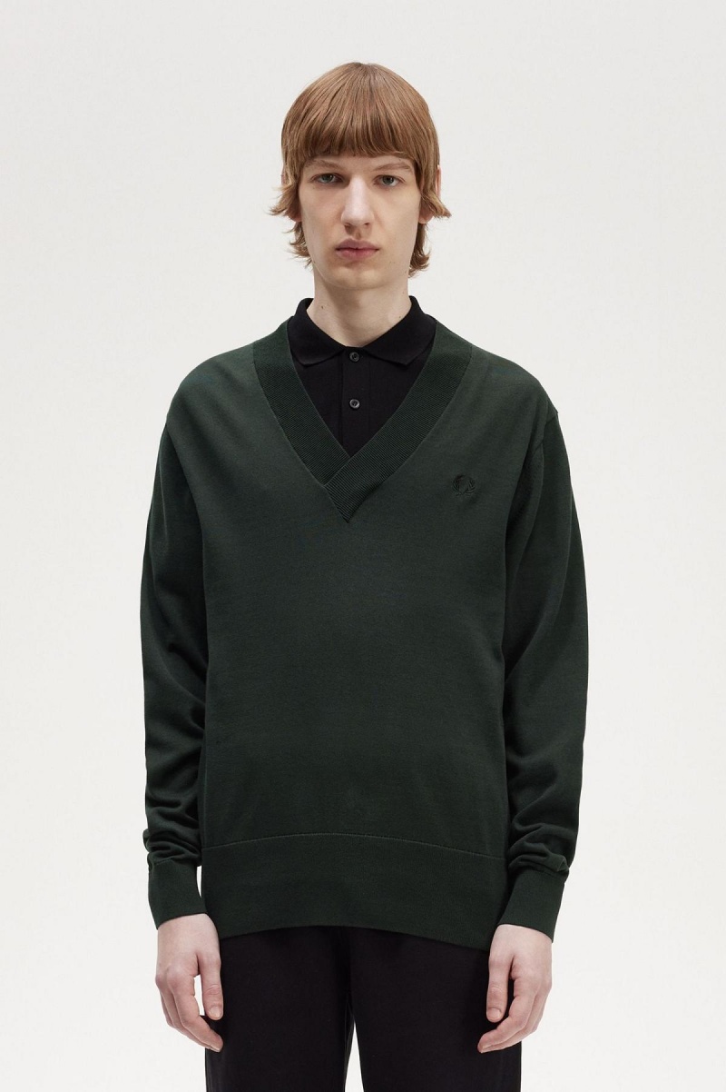 Night Green Fred Perry V-Neck Jumper Men\'s Knitwear | QSGUV35631