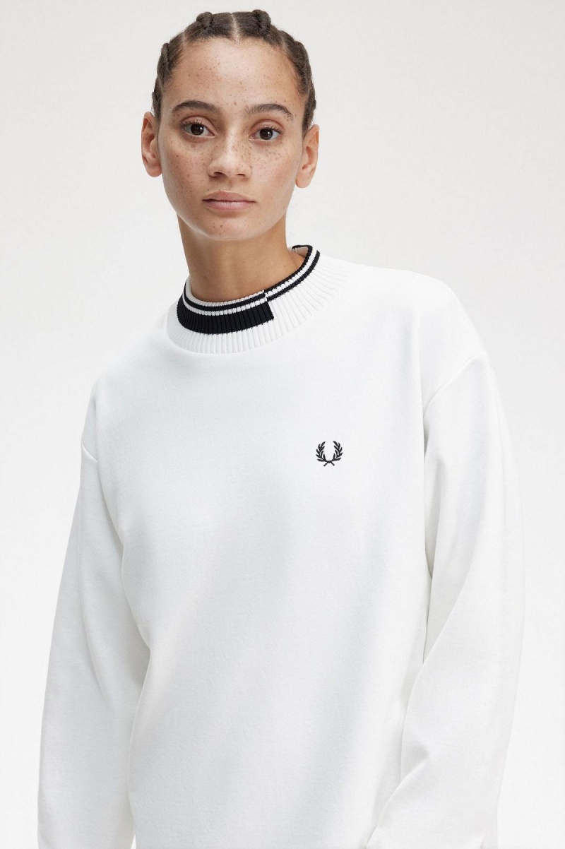 Snow White Fred Perry Tipped Trim Women's Sweatshirts | XSGBH40041