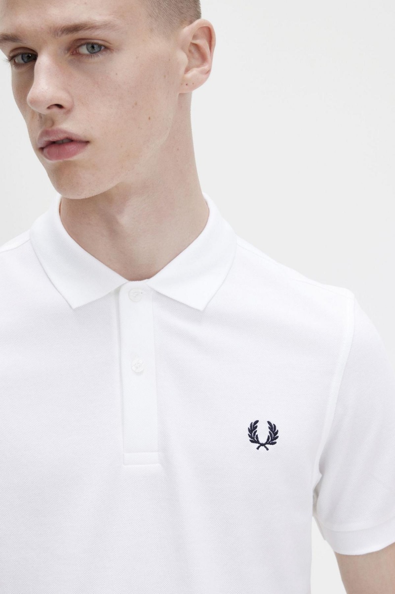 White / Navy Fred Perry M6000 Men's Polo Shirts | QSGWA44589